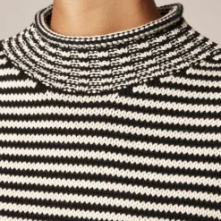 2025 Rollneck™ sweater in stripe