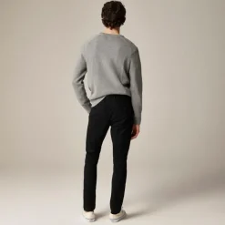 250 skinny-fit pant in stretch chino