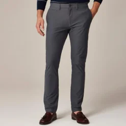 484 Slim-fit tech pant
