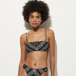 Bandeau bikini top in bandana-print Classic Sculpt™