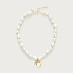 Baroque pearl necklace with key pendant
