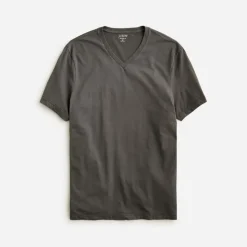 Broken-in short-sleeve V-neck T-shirt