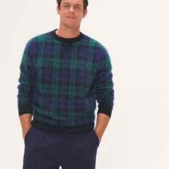 Brushed cashmere sweater in Black Watch tartan