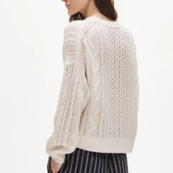Cashmere cable-knit blouson-sleeve sweater