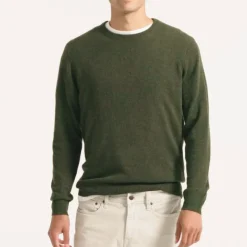 Cashmere crewneck sweater