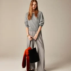 Cashmere crewneck sweatshirt