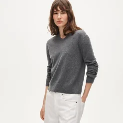 Cashmere high V-neck sweater