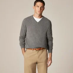 Cashmere V-neck sweater