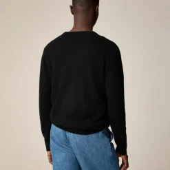 Cashmere V-neck sweater