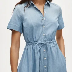 Cerise shirt-dress in chambray