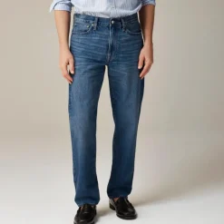 Classic jean in medium wash
