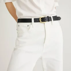 Classic straight jean in white