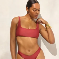 Claudia bikini top in Classic Sculpt™