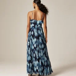 Collection chiffon ruffle dress in blurry floral print
