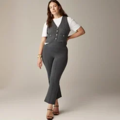 Delaney kickout sweater pant