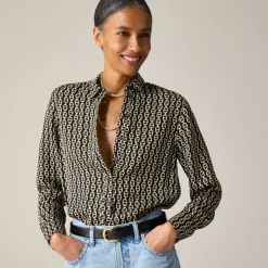 Drapey button-up shirt in chain-print viscose twill