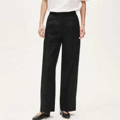 Essential wide-leg pant in Gramercy linen blend