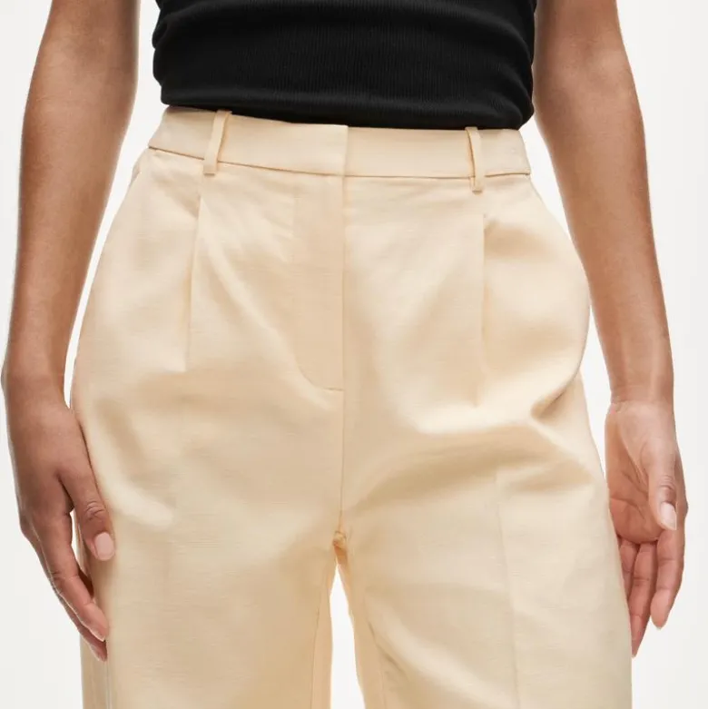 Essential wide-leg pant in Gramercy linen blend