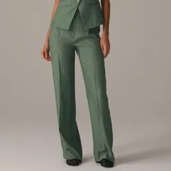 Essential wide-leg pant in textured satin