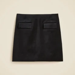 Flap-pocket mini skirt in velvet