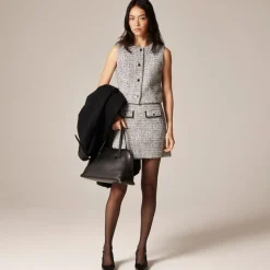 Flap-pocket mini skirt in tweed
