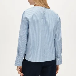 French cuff shirt in striped cotton poplin