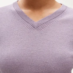 High V-neck fine rib sweater in merino wool with Lurex® metallic threads