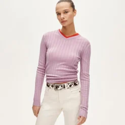 High V-neck wide-rib sweater in merino wool