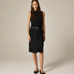 Knee-length sheath skirt