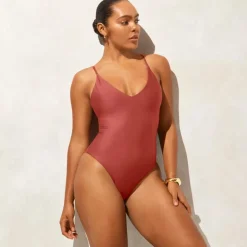 Lana one-piece in Classic Sculpt™