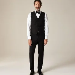 Ludlow Slim-fit tuxedo vest in Italian wool
