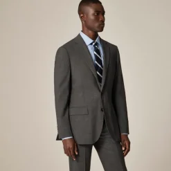 Ludlow Traveler Slim-fit suit jacket in Italian stretch wool blend