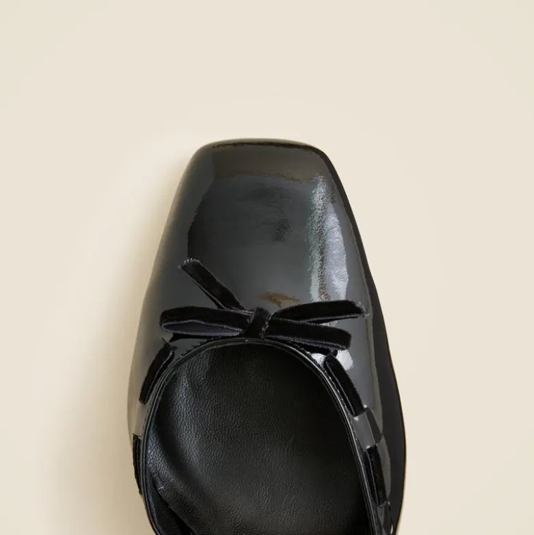 Maisie bow heels in patent leather