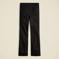 Mid-rise kickout jean