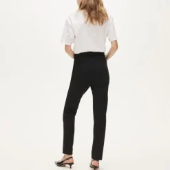 New Cameron pant in four-season stretch
