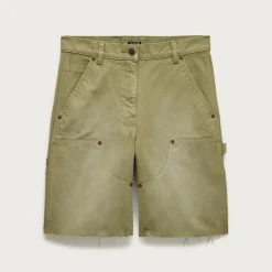 Painter short in canvas