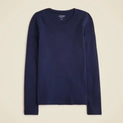 Perfect-fit long-sleeve crewneck T-shirt