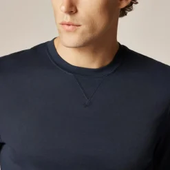 Performance crewneck with COOLMAX® technology