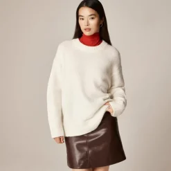 Relaxed crewneck pullover