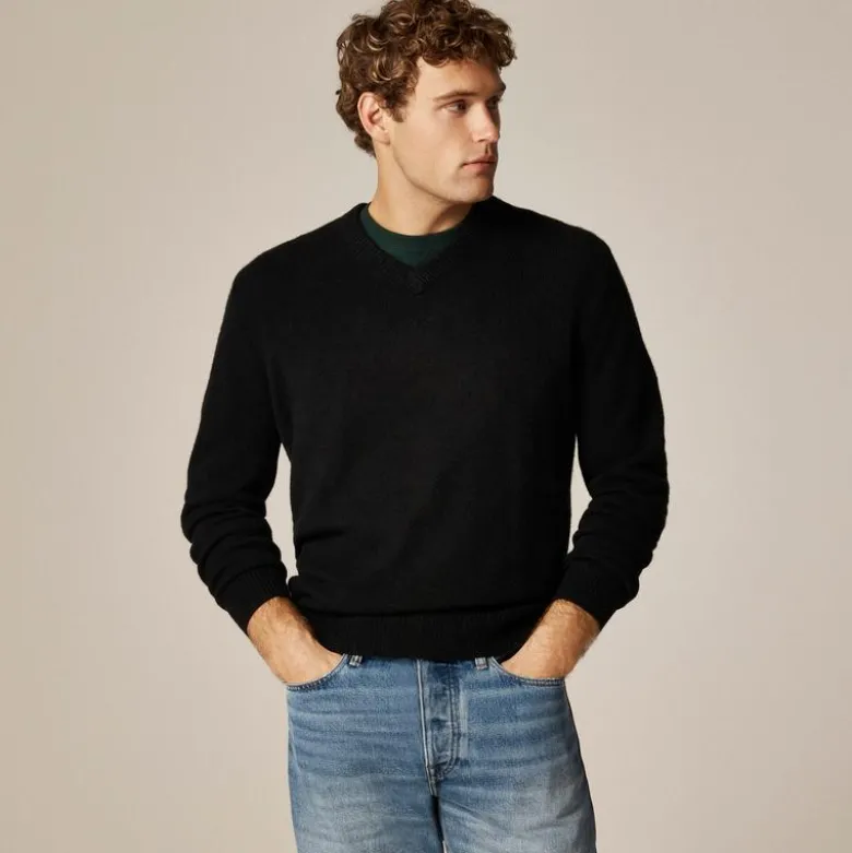 Relaxed midweight cashmere V-neck sweater