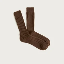 Ribbed cashmere-blend socks