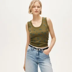 Scoopneck shell in merino wool with embellishments