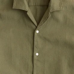 Short-sleeve textured cotton camp-collar shirt