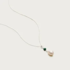 Silver-plated freshwater pearl necklace