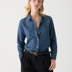 Slim-fit chambray shirt with jewel buttons