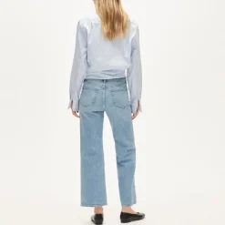 Slim-wide jean in semi-stretch