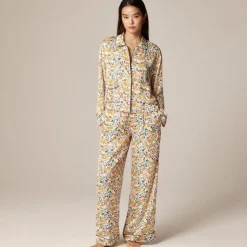 Soft-shine pajama pant set in holiday jungle print