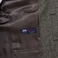 Sportcoat in broken herringbone English wool