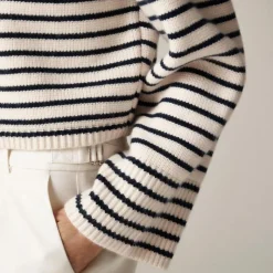 Spring Street ribbed cashmere crewneck sweater in stripe