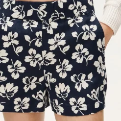 Tropez short in linen floral